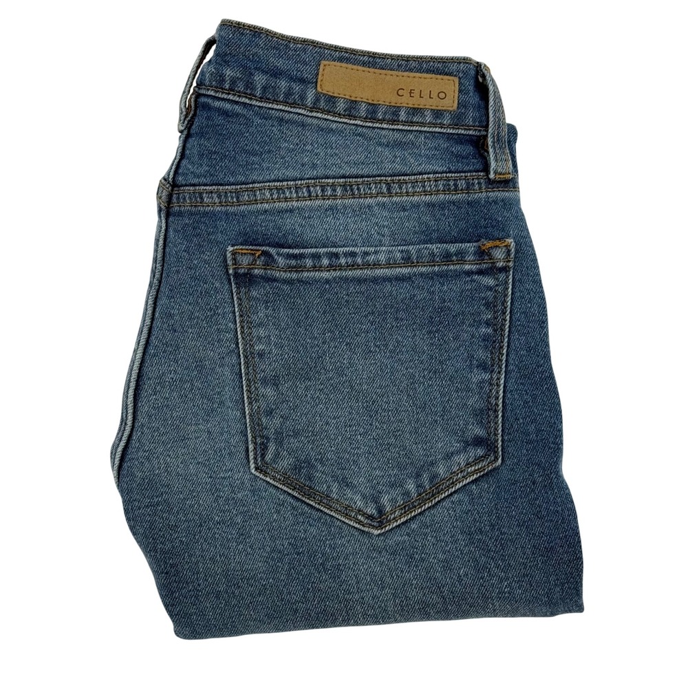 Cello Women's Size‎ 7 Blue Denim High Rise Mom Jeans Classic Casual